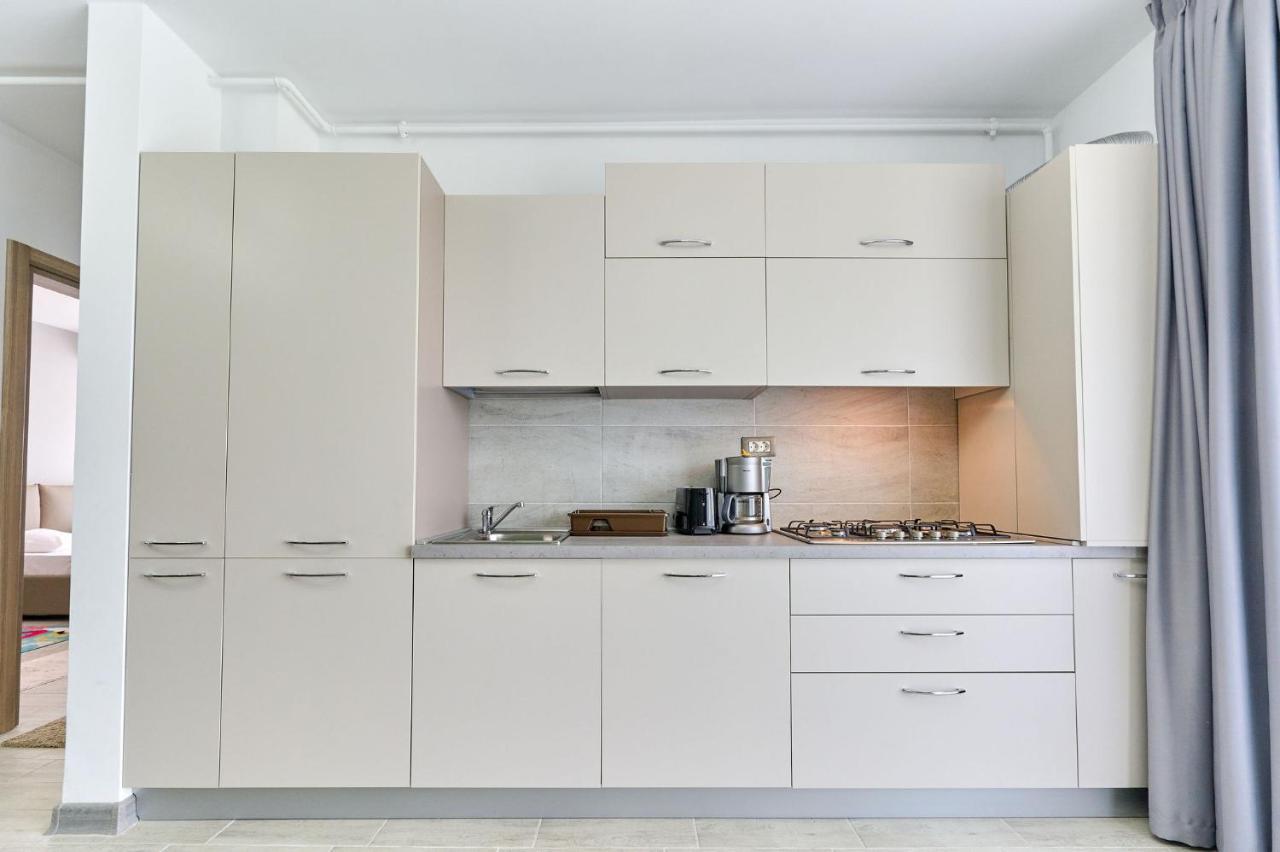 Olive apartment in Alezzi Spa n Pool-parking Mamaia Buitenkant foto