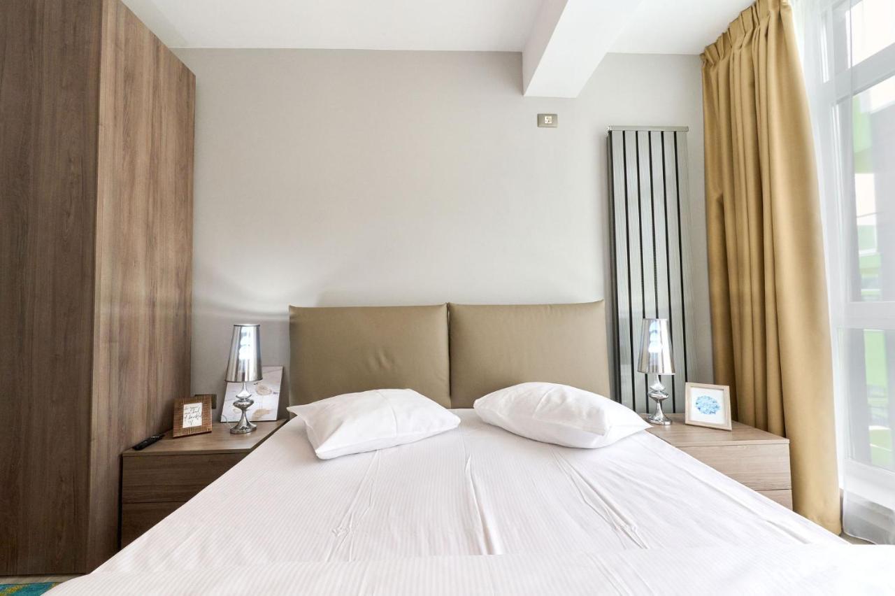 Olive apartment in Alezzi Spa n Pool-parking Mamaia Buitenkant foto